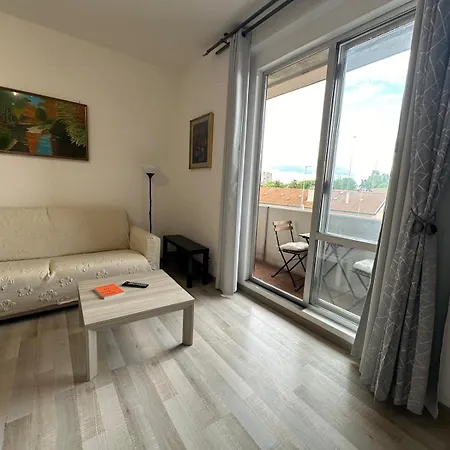 Apartment 167